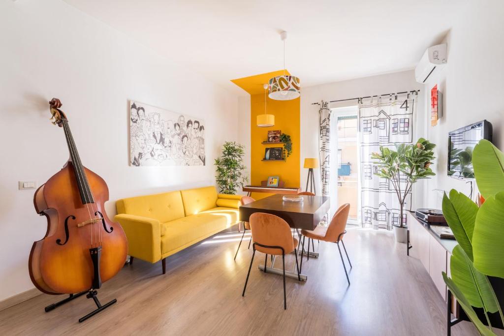 House Of Music Room Type - Three-Bedroom House