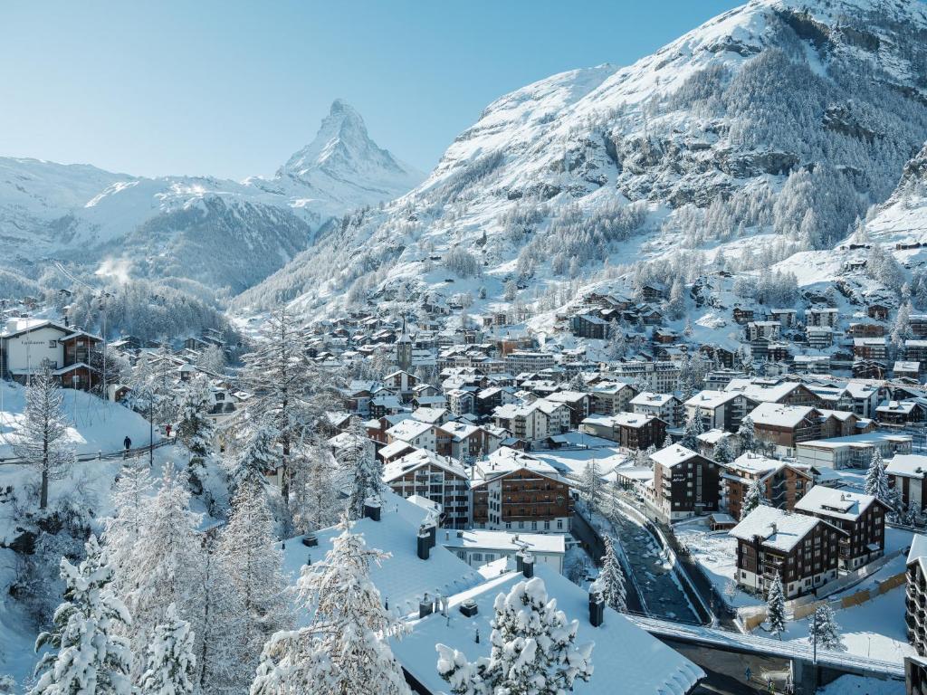 Petit Chalet by Schönegg photo 2