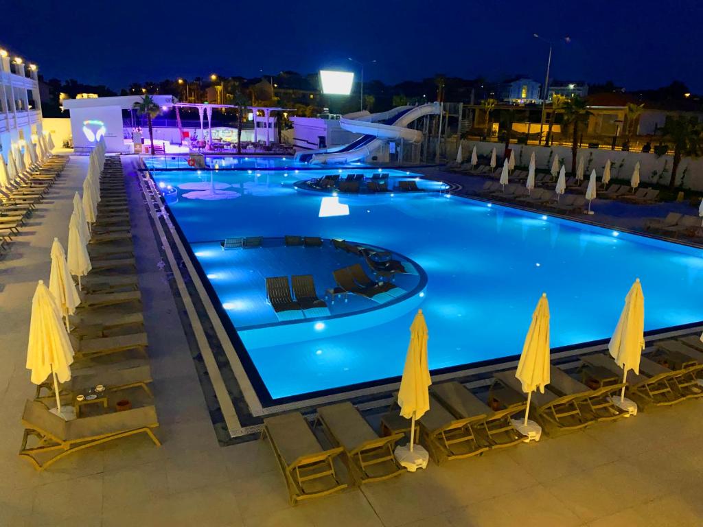 Sunthalia Hotels & Resorts Ultra All Inclusive Adults Only photo 3