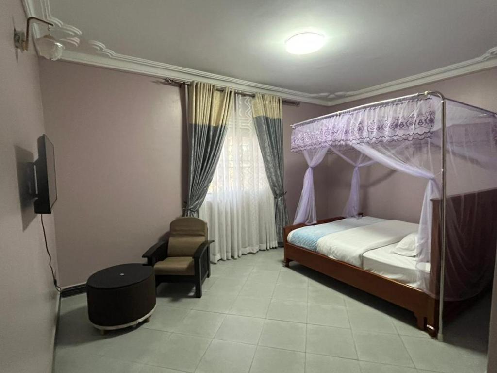 Ronald Virtue apartments photo 3