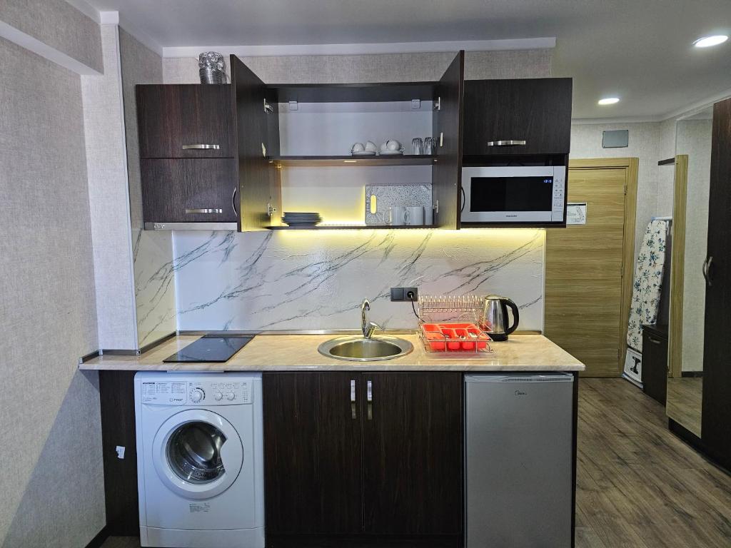 Bakuriani Orbi Palace Deluxe Apartment next to Mount Didveli photo 3