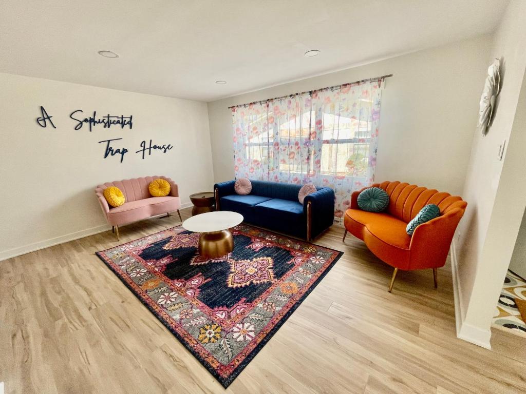 Luv Happii House image