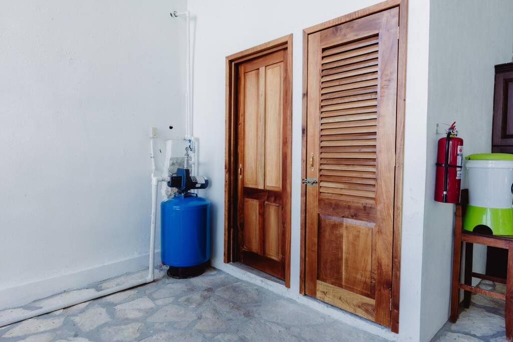 El Remate Panoramic View House 3 Levels Peten photo 1