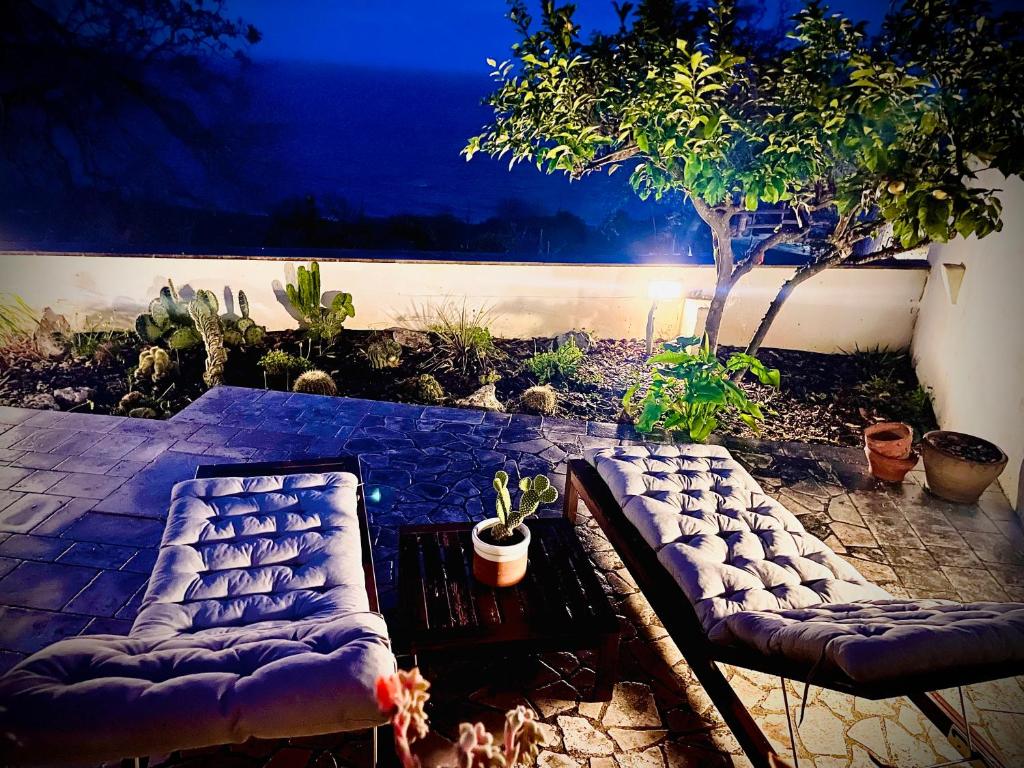 CASA AL MARE RIO b&n photo 2