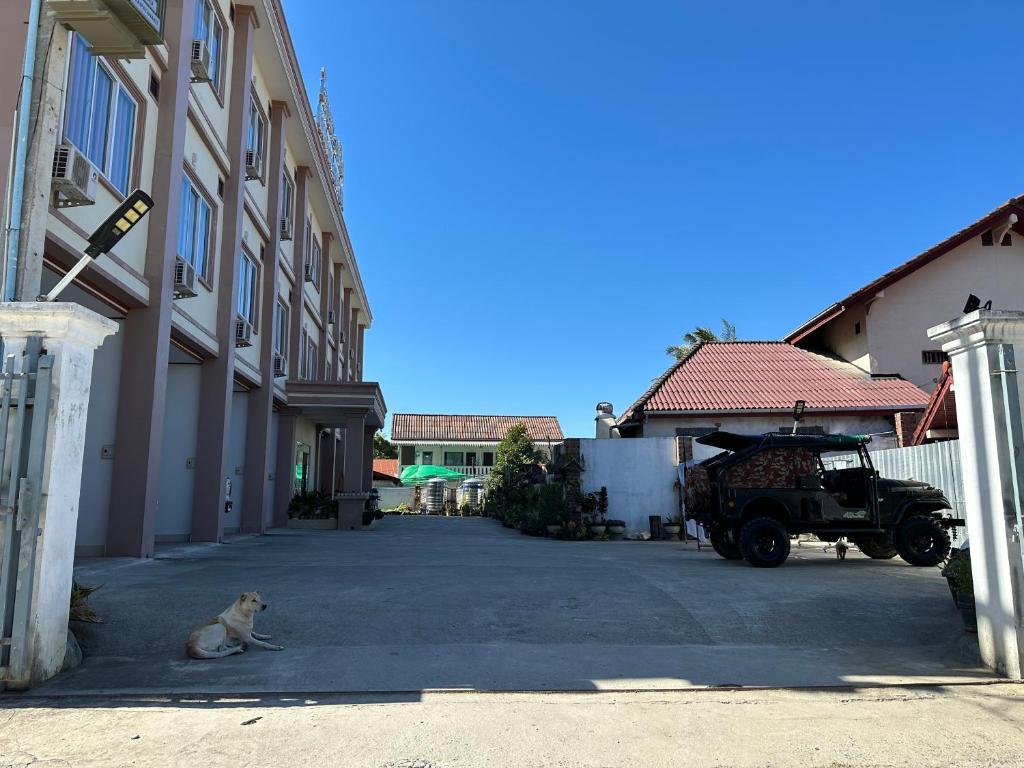 narixay hotel photo 1