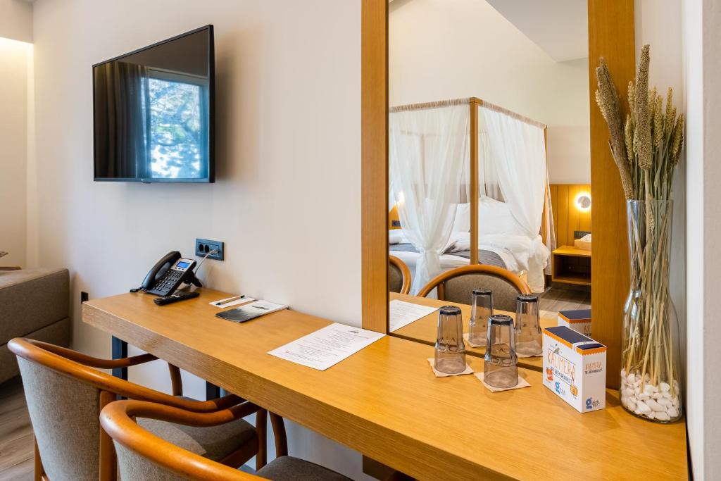 Denthis Hotel - Taygetos Mountain Getaway photo 1