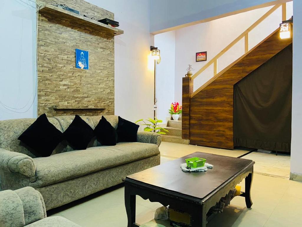 Green lounge Homestay
