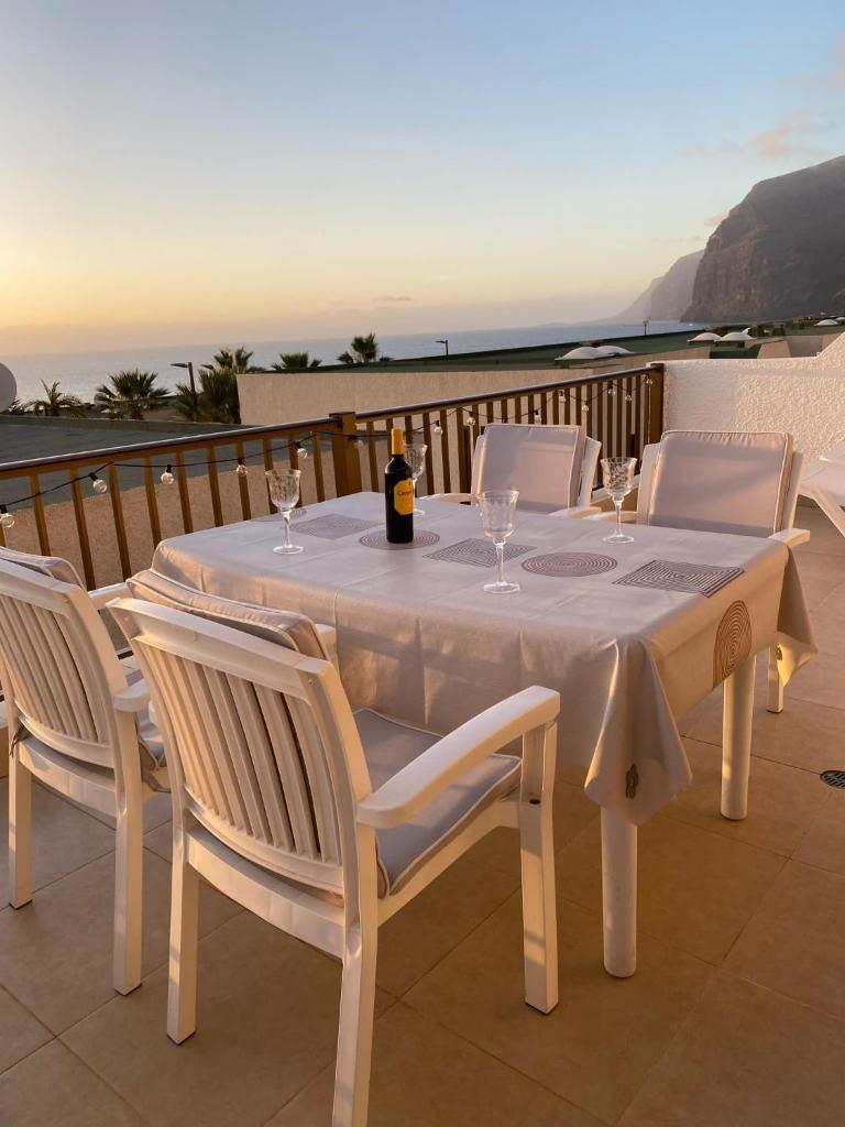 Ocean View, Große Sonnenterrasse, Meerblick, Tamara Komplex, Teneriffa Süd, Los Gigantes, 500m Strand, Pool, 300m zum Ort, ruhig photo 4
