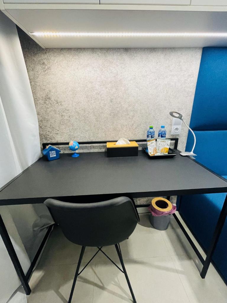 Blue room photo 2