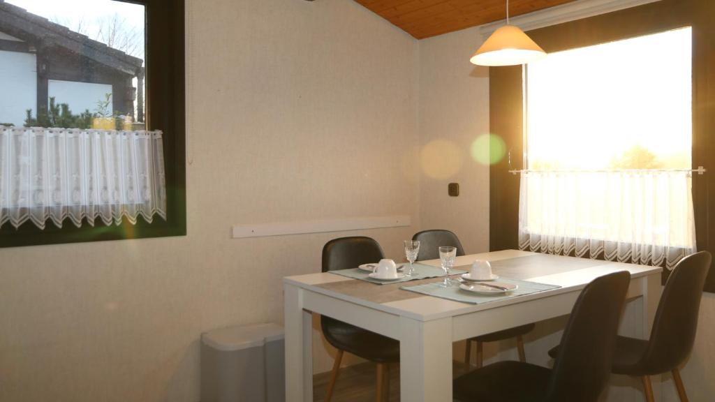 Ferienhaus Henneseeblick - Lake - View - Terrace - Hils - Wood - WIFI photo 3