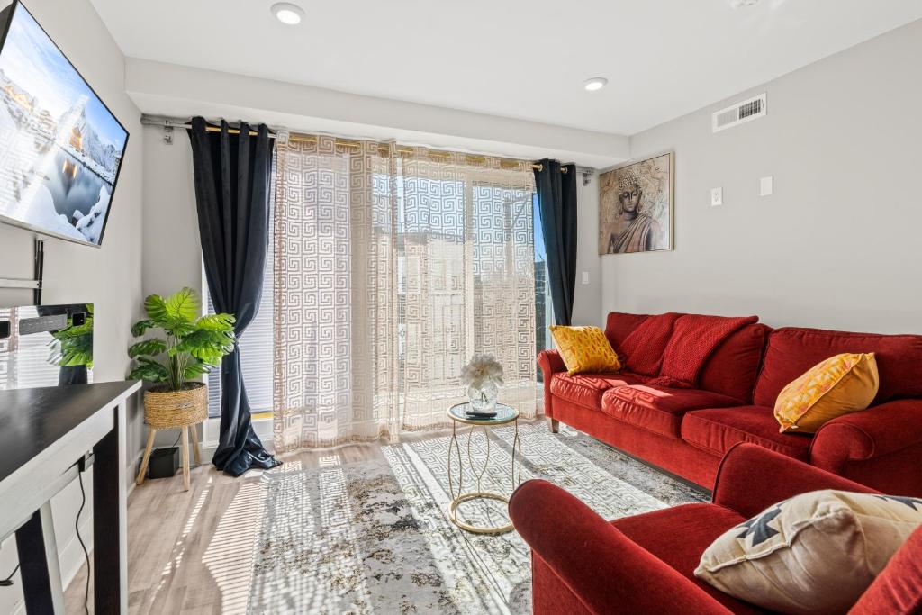 2BR-2BA Luxy Dendrobium Oasis, Pet Friendly, Family Friendly, Free Parking & Balcony image