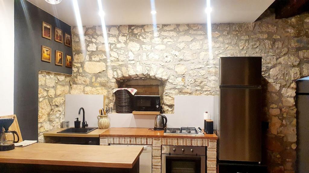 Comfortable stone house apartment 4 persons Poreč, 4km photo 2