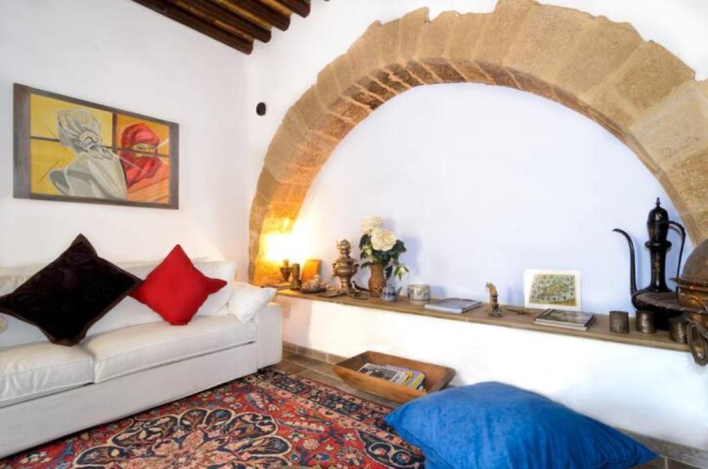 Historical House in the Old City of Nicosia photo 1
