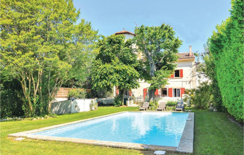 Beautiful Home In Aix En Provence With 4 Bedrooms, Wifi And Outdoor Swimming Pool