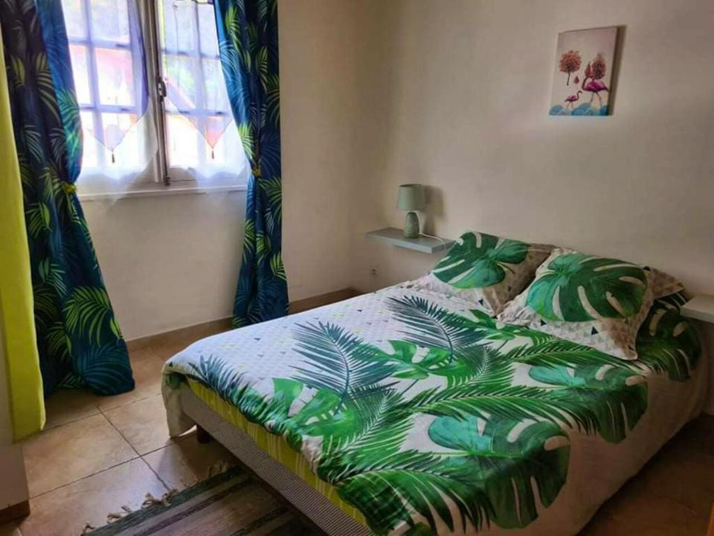 Maison de 2 chambres avec terrasse et wifi a Hell Bourg photo 2