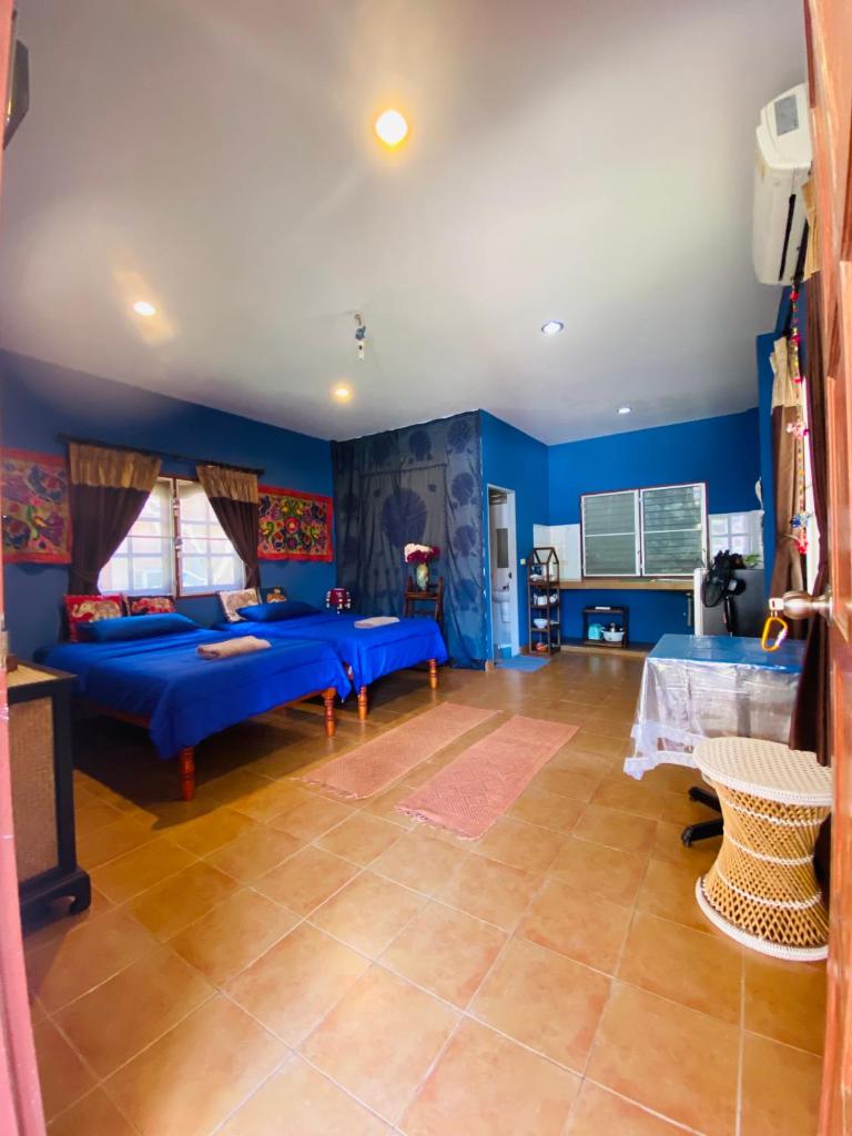 Elephant bungalow at Ya Nui beach photo 2