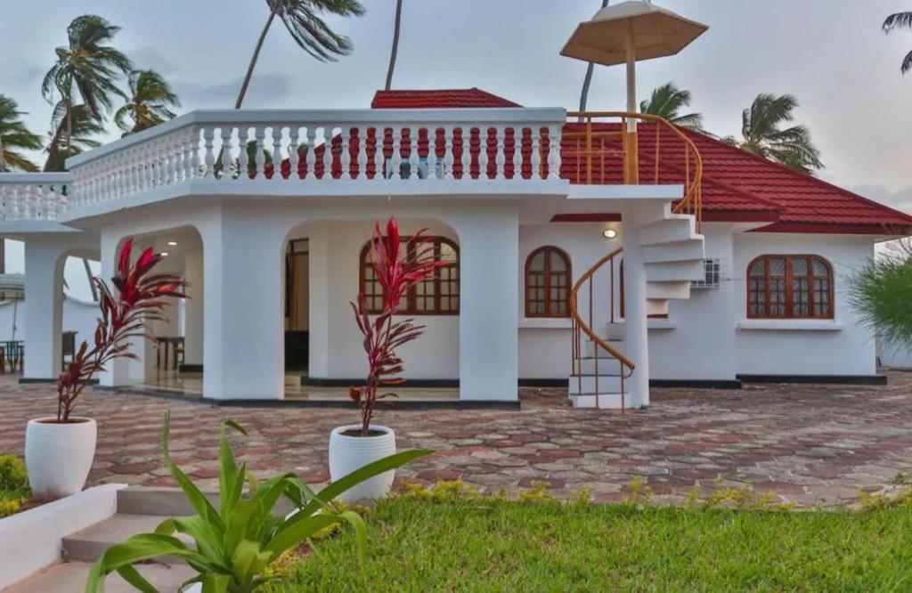 We Call it Home - Kiwengwa Villa photo 2