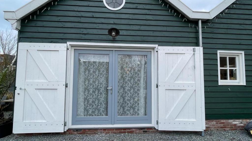 Flora’s B&B photo 1