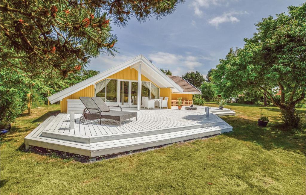 Nice Home In Sklskr With 3 Bedrooms And Wifi