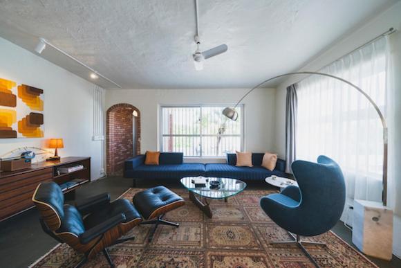 Mid-Century House YOGI photo 1