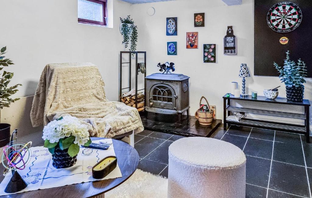 3 Bedroom Gorgeous Home In xabck photo 4
