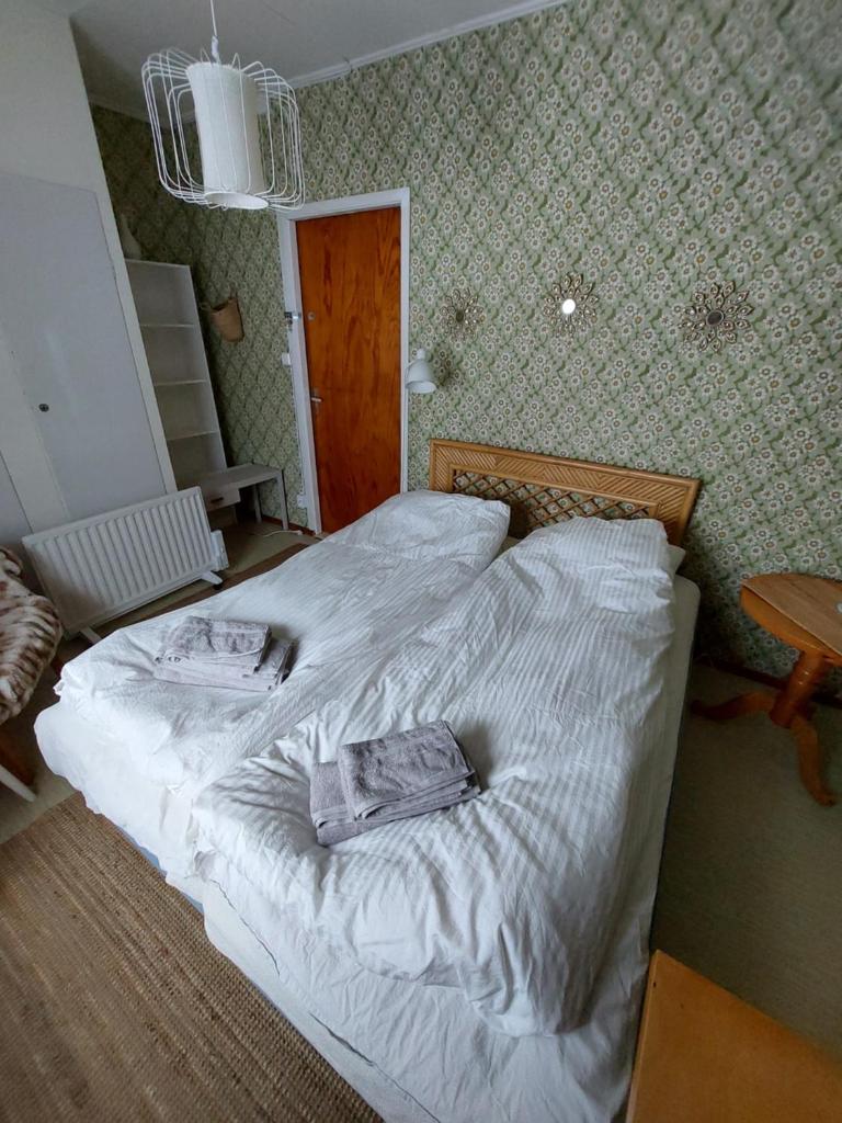 Private Room in Pink House photo 3