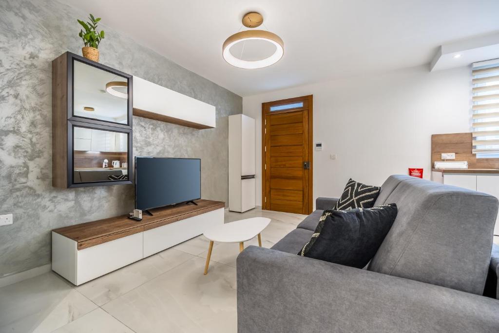 New and modern home in Ta Xbiex, great location! photo 4