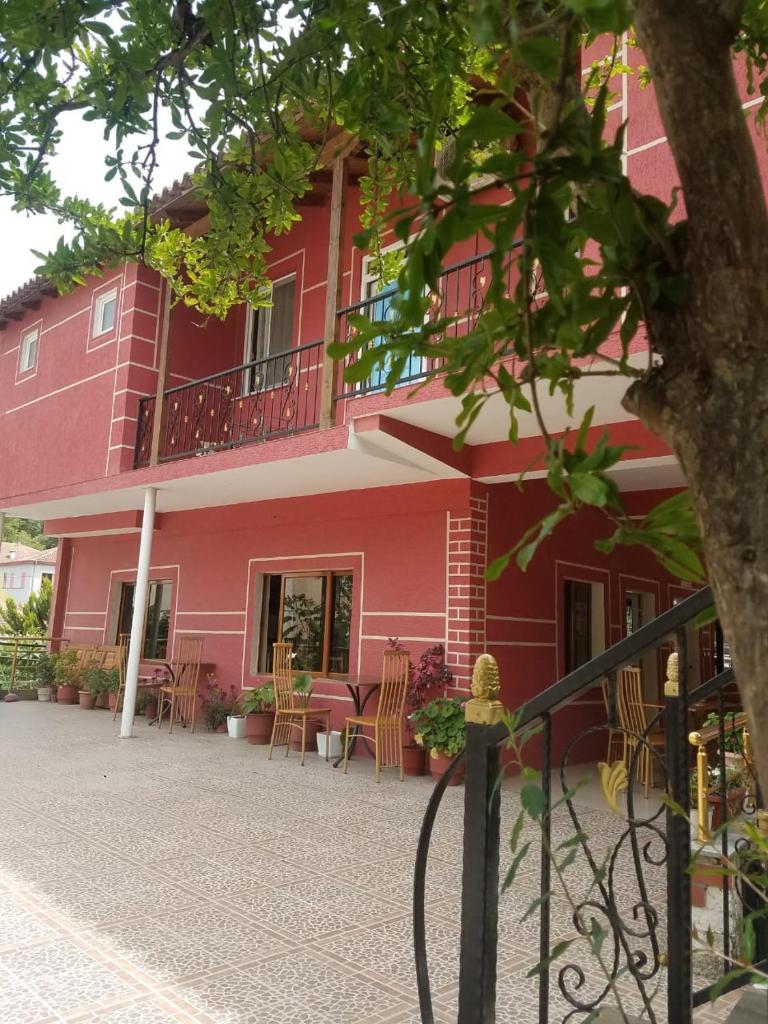 Hotel Flora photo 2