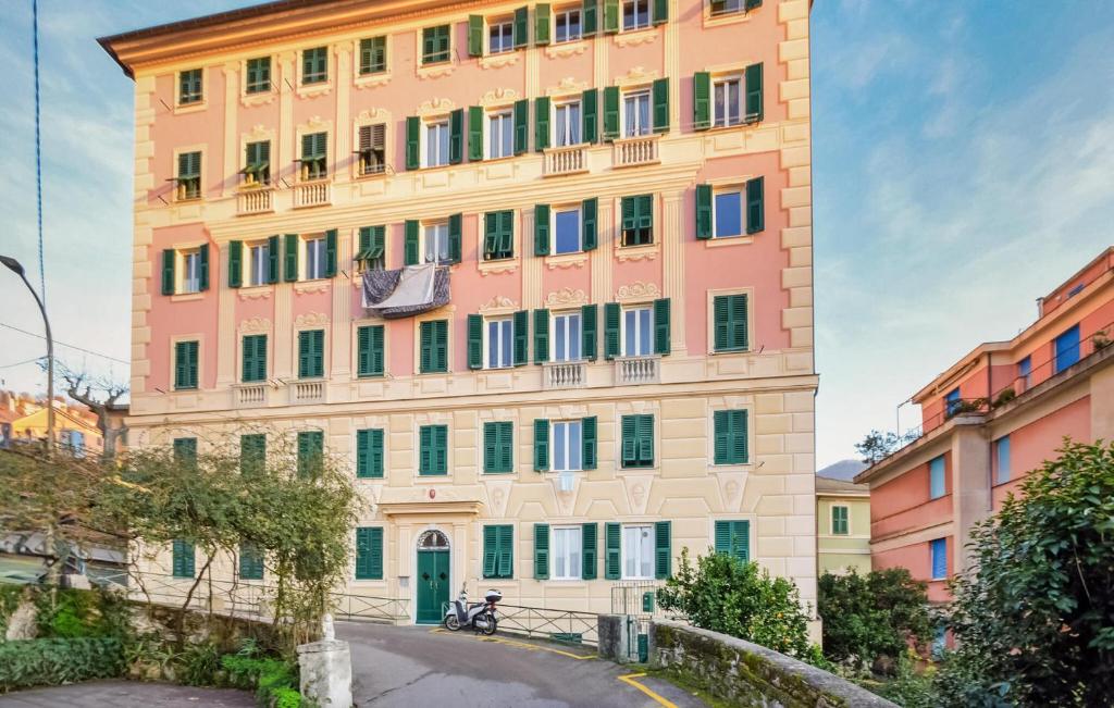Awesome Apartment In Camogli With House Sea View