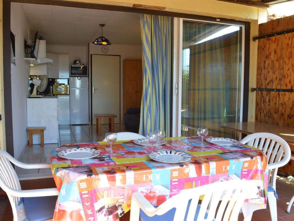 Appartement Fleury-Saint-Pierre-la-Mer, 1 pièce, 4 personnes - FR-1-229D-71 photo 1