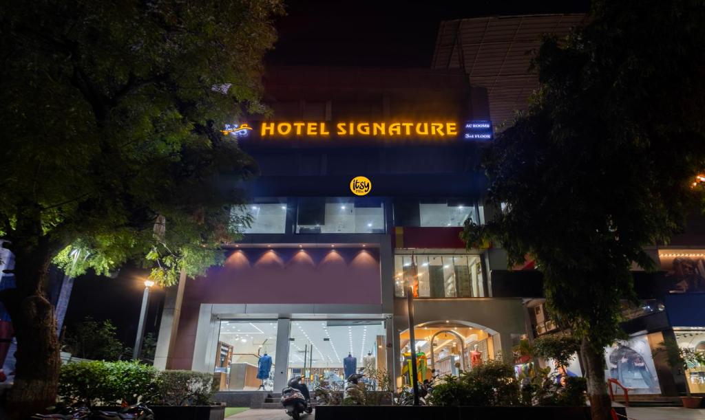 Itsy By Treebo - Signature, Nehru Nagar photo 2