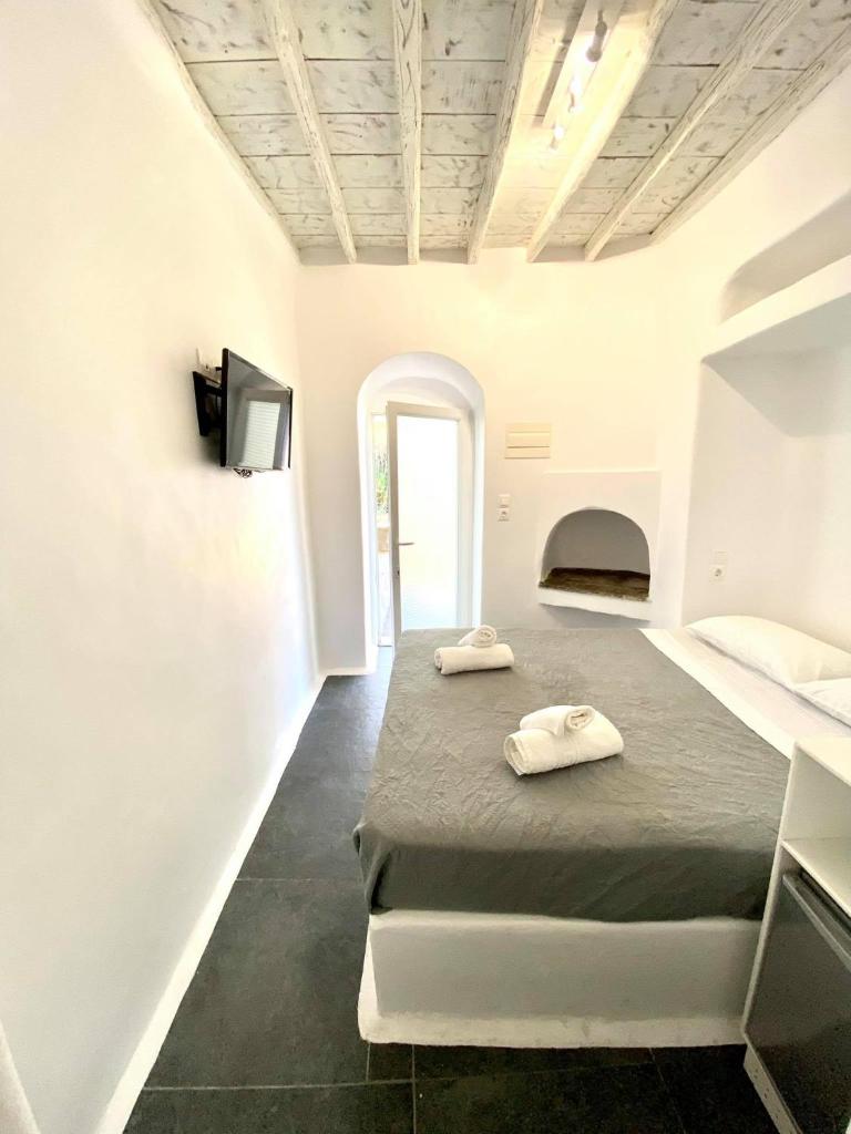 MYKONOS VIBES AIRPORT STUDIOS AND APARTMENTS photo 4