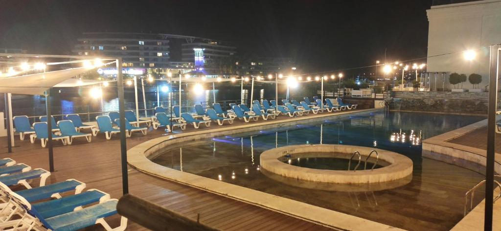 Condo Wyndham Hotel, Nordelta Bay, Piscina con arancel, Parking photo 1