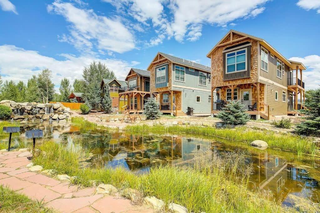 Cozy 3 bedroom Mountain Getaway - Ski Fish Golf photo 1