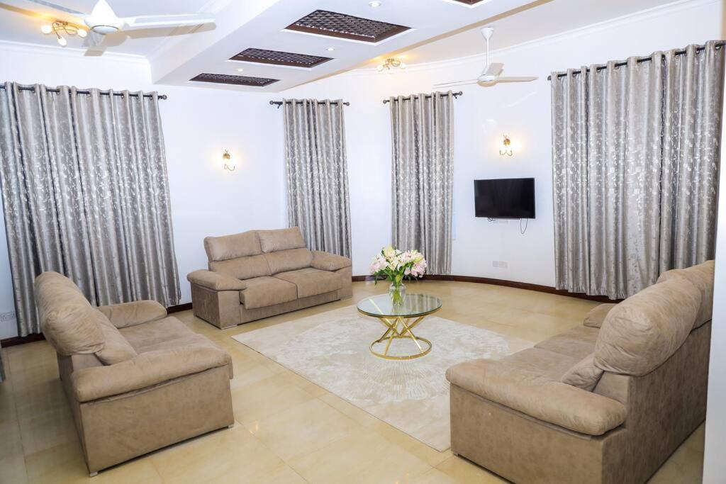 a vacation home photo 3
