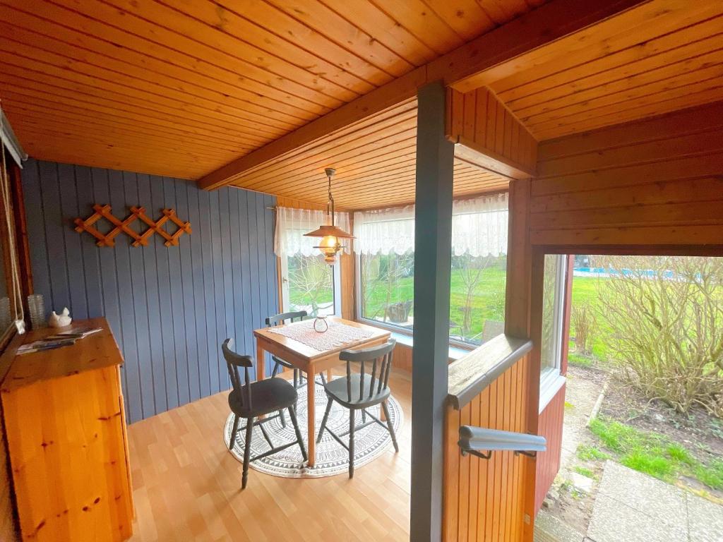 Landhaus mit Pool, Bungalow in der Natur photo 1