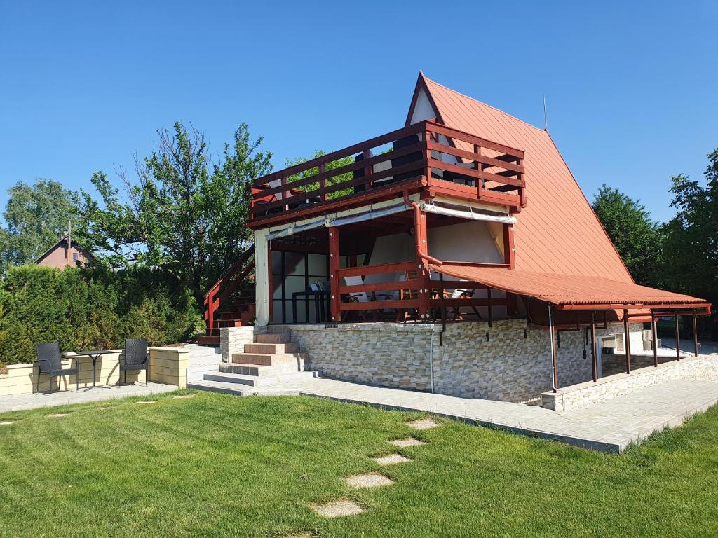 HillSide House photo 1