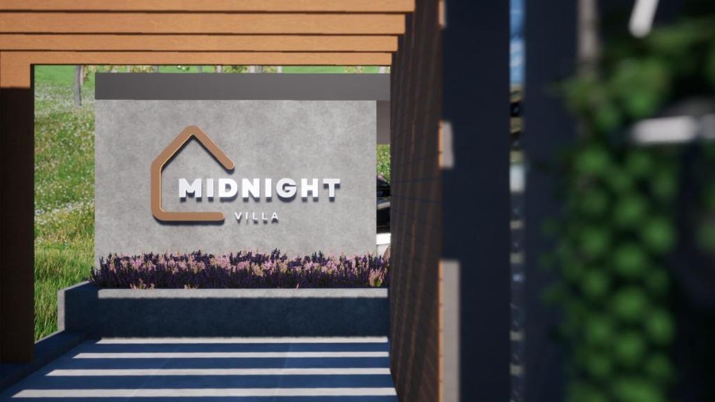 Midnight Villa photo 4