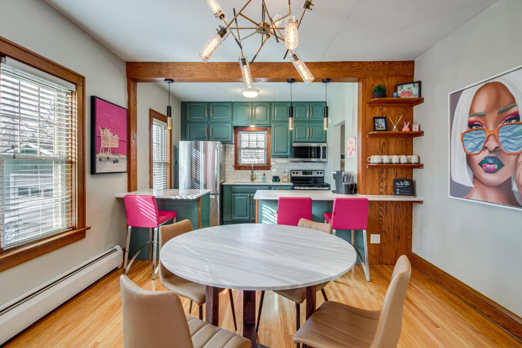 Spacious Detroit Lakes Home Walk to Downtown! photo 1