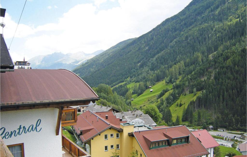 Ferienwohnung In Tiroler Stil photo 4