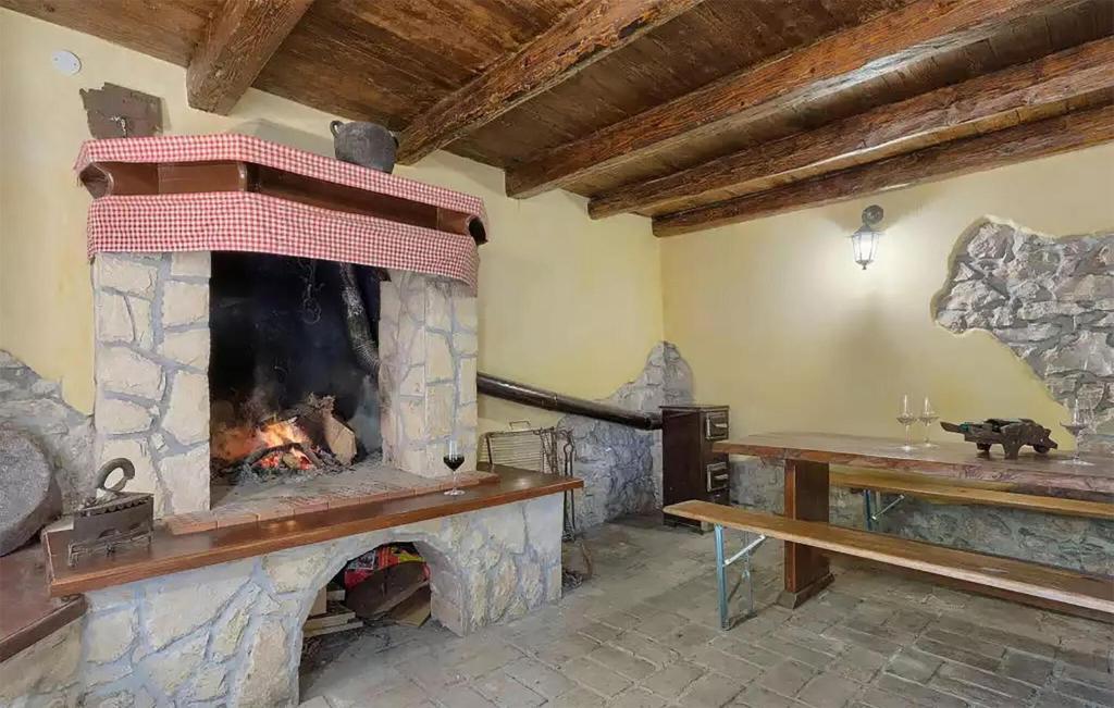 Nice Home In Labin With Outdoor Swimming Pool photo 2