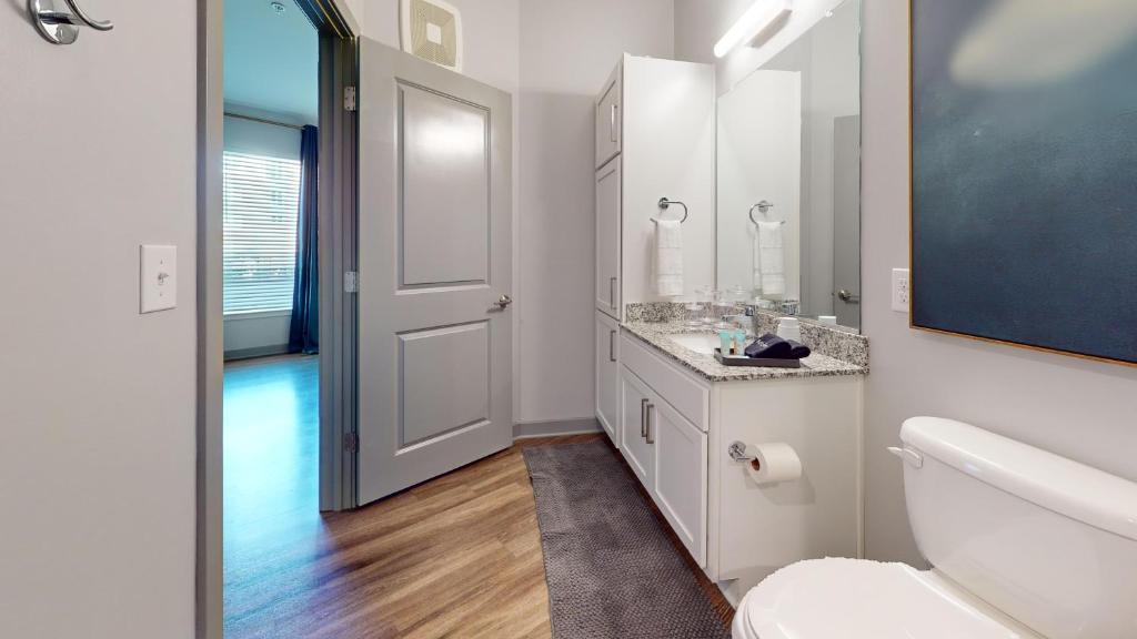 H4N Furnished Apartments at Ellipse Urban in Hampton VA photo 1