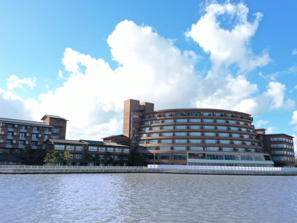 Kaga Katayamazu Onsen KASUIKYO (APA HOTELS & RESORTS) photo 2