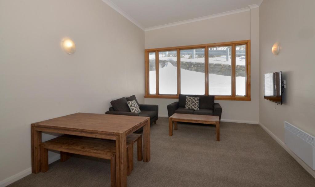 Smiggins Hotel & Chalet Apartments photo 1