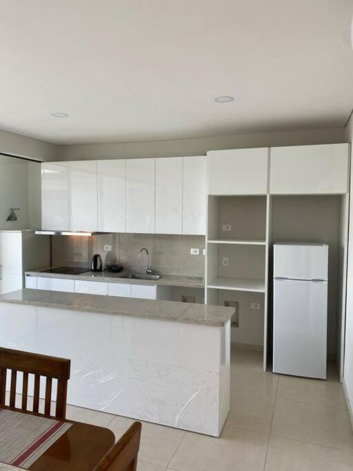 Alquiler de Casa en San Bernardino ::: 1.500.000 Gs. por día photo 3