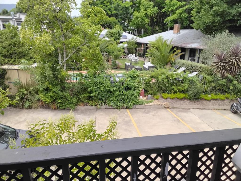 Coach House Inn photo 1