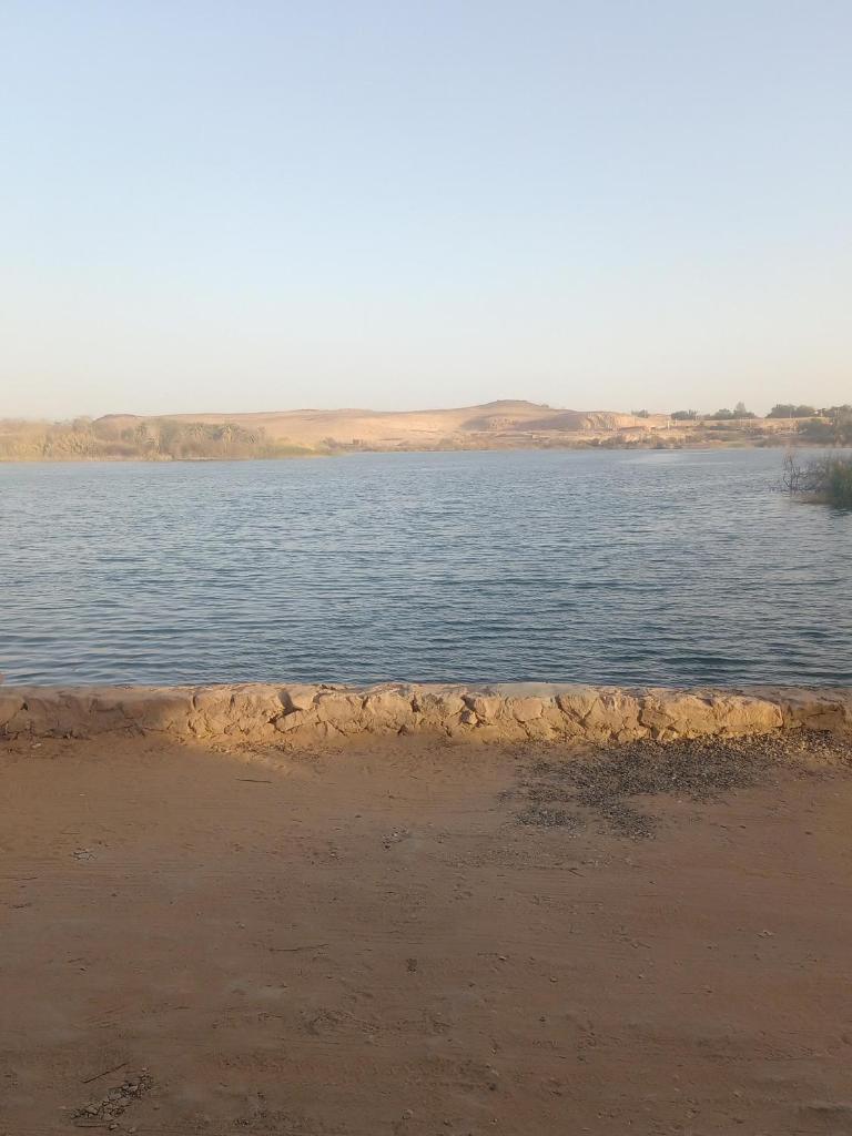 Mooody nobin haws photo 3