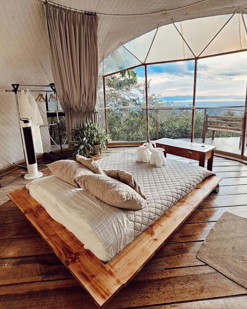 El Mirador Glamping & Apartments & Woodhouse & Swimingpool photo 4