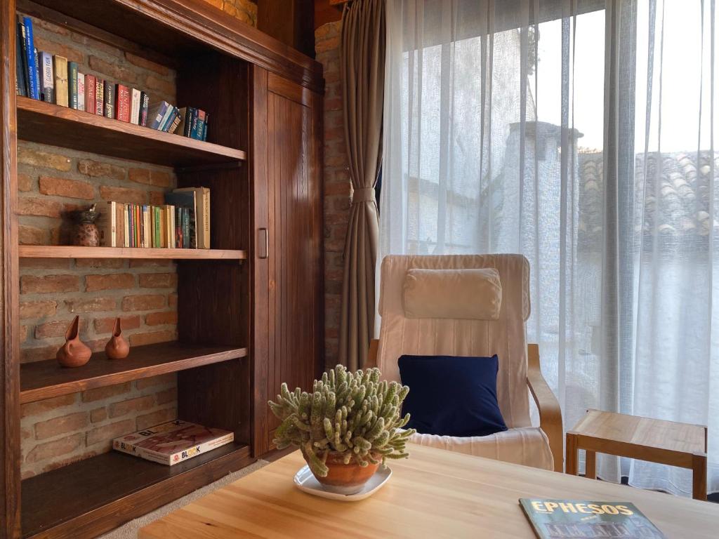 Goldsmith House photo 1