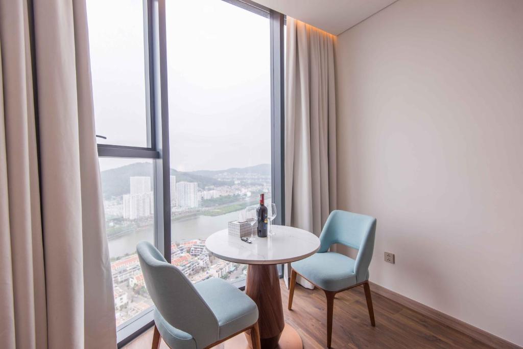 Blue Kites Residence Ha Long Bay